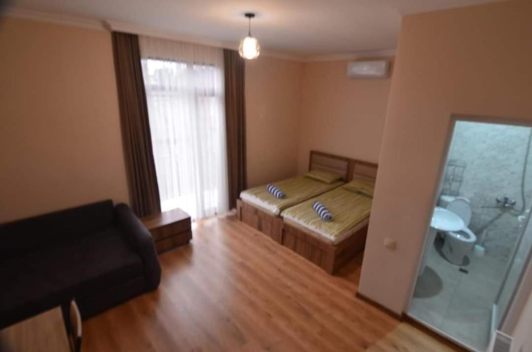Mate'S Guest House Kobuleti Dış mekan fotoğraf